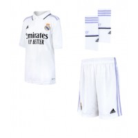Fotbalové Dres Real Madrid Ferland Mendy #23 Dětské Domácí 2022-23 Krátký Rukáv (+ trenýrky)